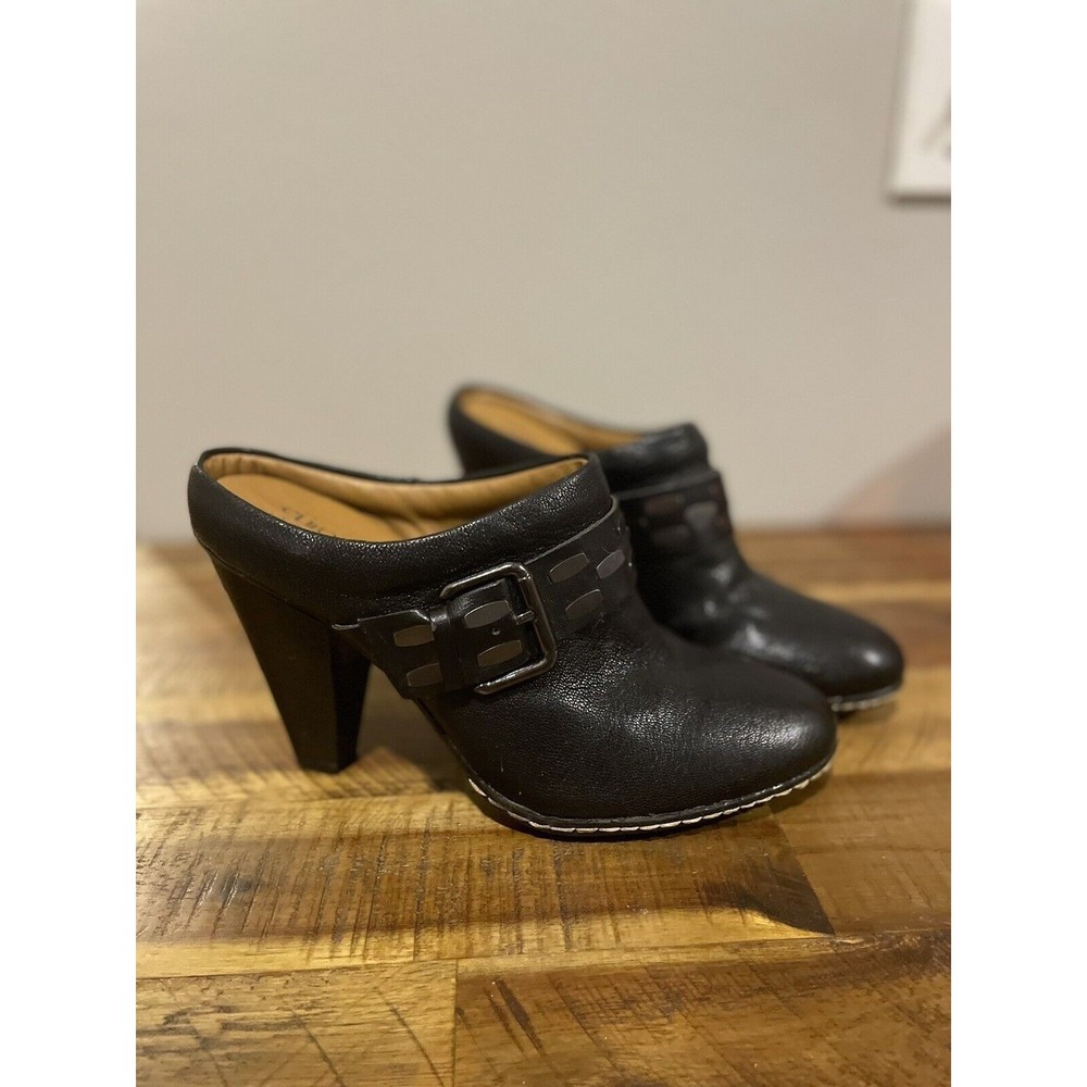 Euro Soft by Sofft Leather Shoes Women's Size 8.5M Black Clog Mules
